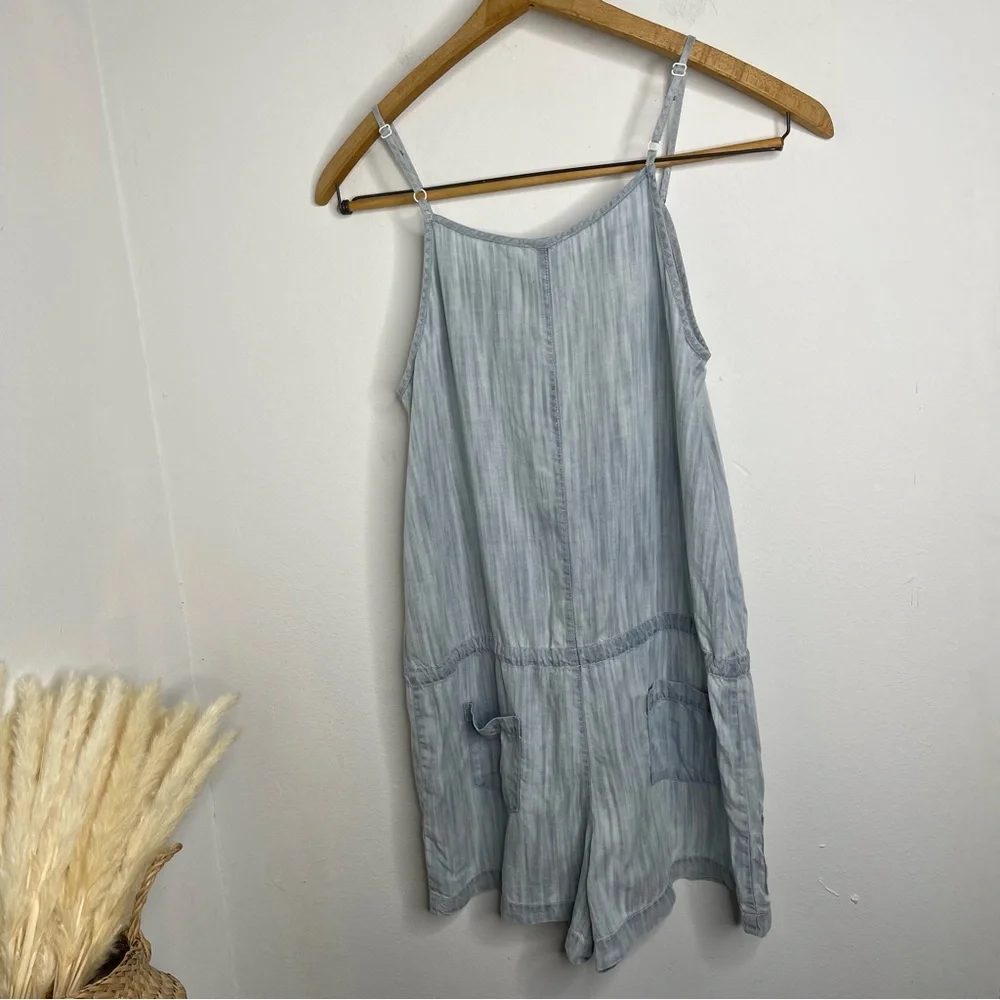 C&C California Surf Wash Chambray Romper Size S